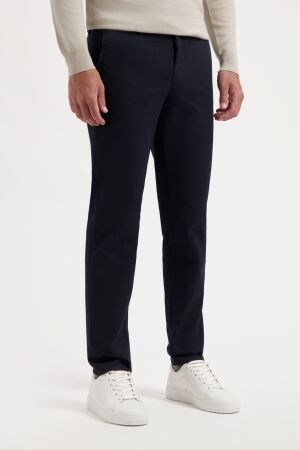 Com4 Modern Chino 97/3% Co/Elas 488 Navy 488 Navy