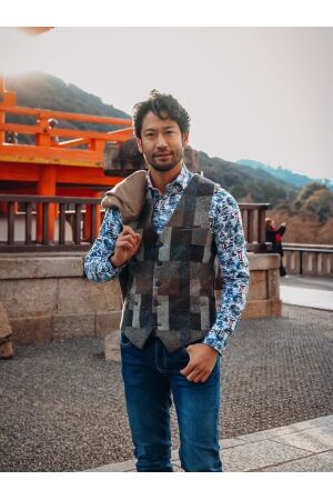 A Fish Named Fred Waistcoat bold check 604 Navy 604 Navy